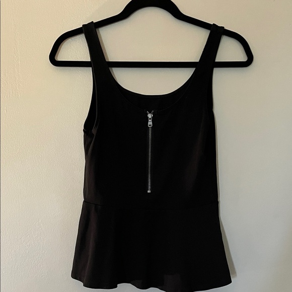 no brand Tops - Elegant Black Zippered Tank Top